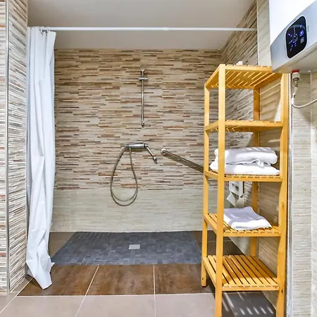 Laramond Barcelona Rooms By Casa Consell-2
