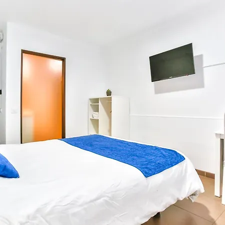 Laramond Barcelona Rooms-3