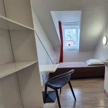 Budget Hotel Weber - Strasbourg Centre Gare-3