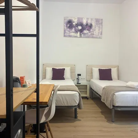 Hostal La Palmera-3