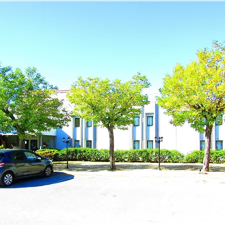 Aix Hotel-3