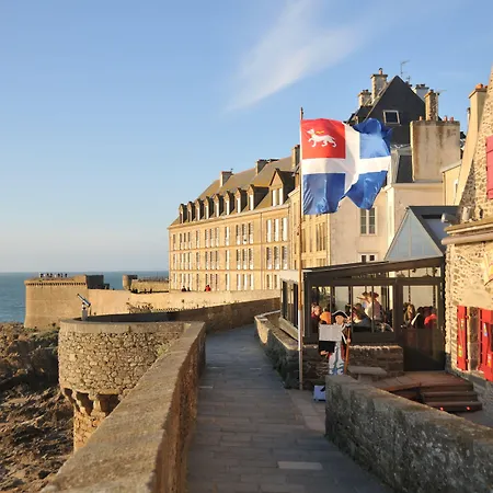 The Originals Boutique, Hôtel des Marins, Saint-Malo (Inter-Hotel)-2
