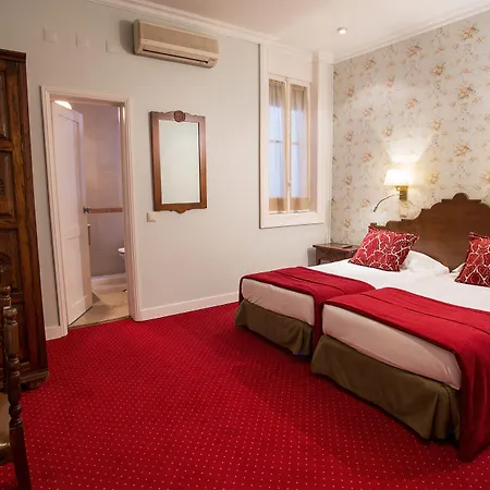 Hotel Dom Sancho I-3
