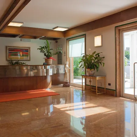 Hotel La Pergola-2