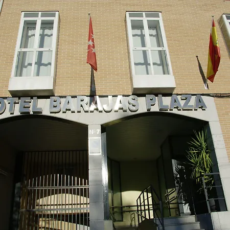 Hotel Barajas Plaza-3