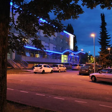 ETHIC ETAPES DIJON Accueil 24h24 et parking gratuit-2