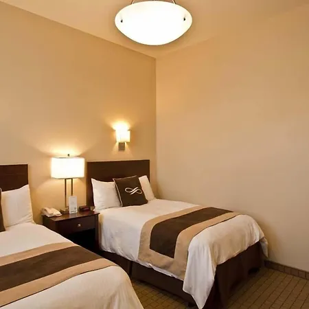 Pointe Plaza Hotel (Adults Only)-2
