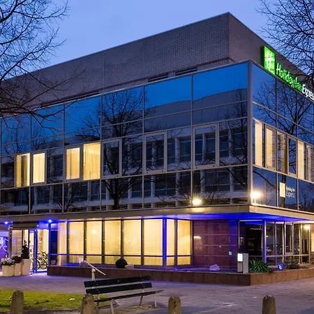 Holiday Inn Express Amsterdam - South By Ihg-3