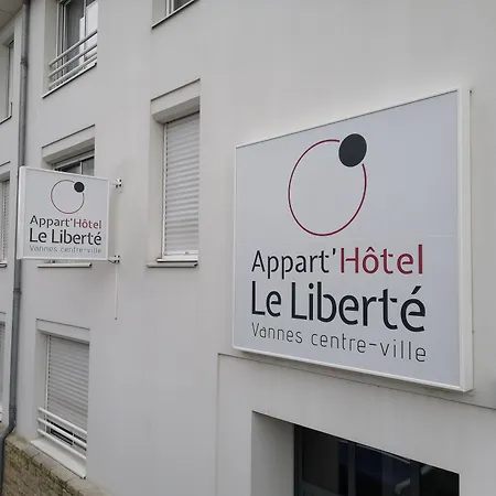 Appart Hôtel Le Liberté Vannes Centre-Ville-2