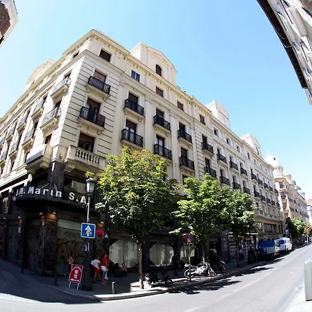 Hostal Sol Square Madrid-2