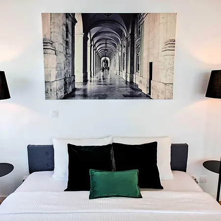 Industrial Lisbon Apartment (Adults Only)-3
