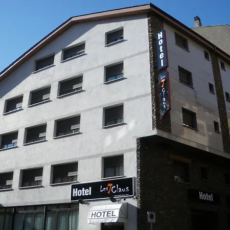 Hotel Les 7 Claus-3
