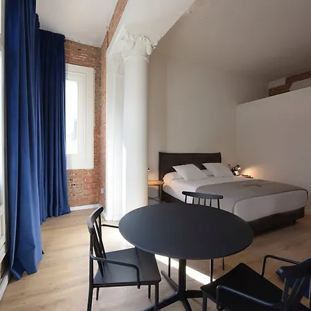 Room Gran Via-3