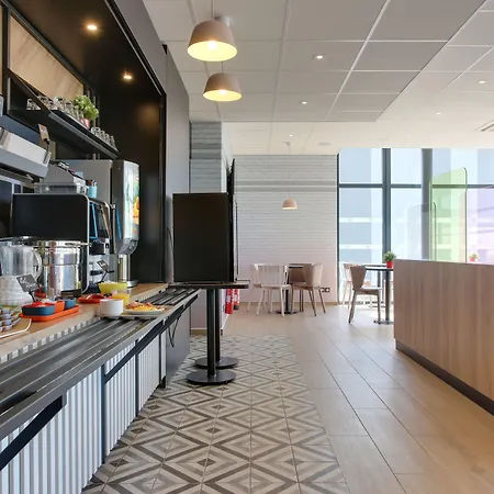 B&B HOTEL Reims Croix Blandin-3