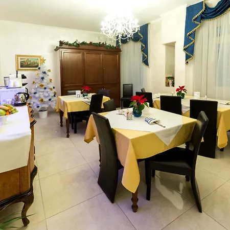 B&B Roma Royal Residence-2