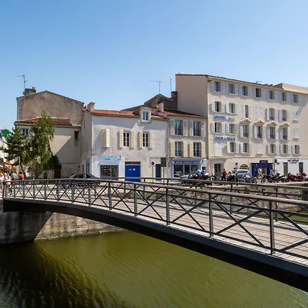 Hôtel La Tour de Nesle La Rochelle Vieux Port-3