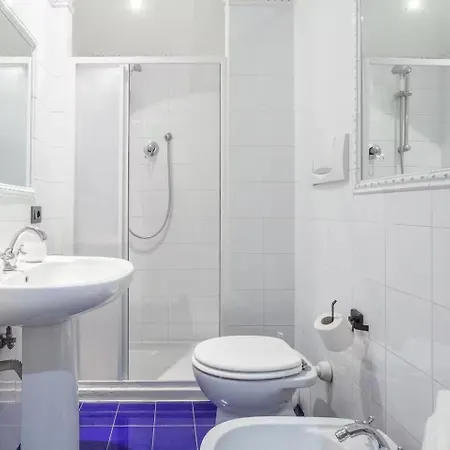 Palazzo Del Duca - Piazza Navona Guest House-2