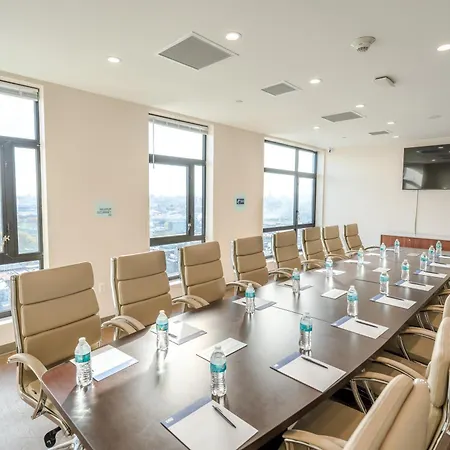 Holiday Inn Express Long Island City E - New York By Ihg-3