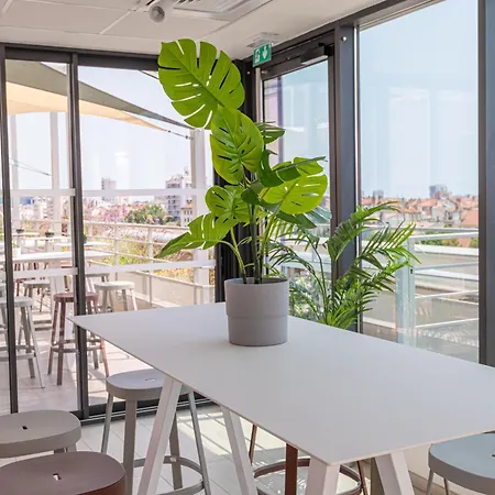 Apparthotel Privilodges Toulon Centre Gare-2