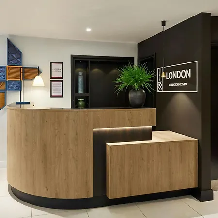 Four Points Flex By Sheraton London Kensington Olympia-2