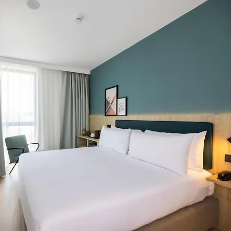 Spark By Hilton Madrid Alcala-3