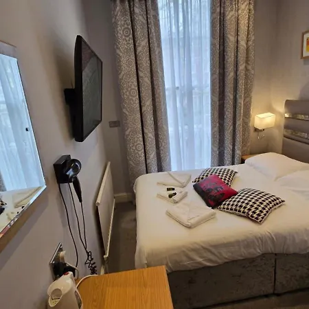 Kingswaypark Hotel At Park Avenue-3