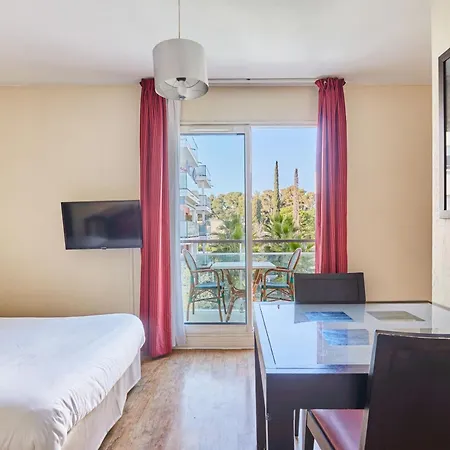Appart'hôtel Odalys City - Antibes Olympe-3