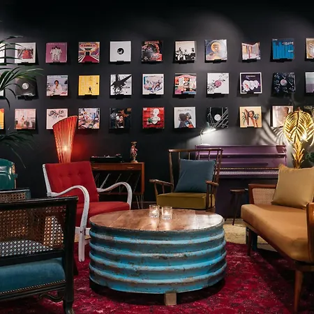 Ruby Zoe Hotel London By Ihg-2