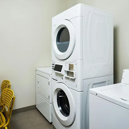Springhill Suites By Marriott New York Queens-3