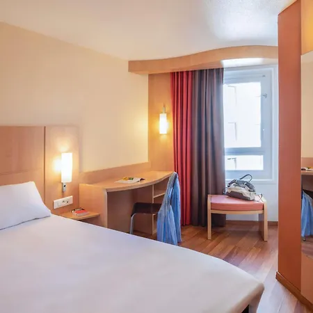 ibis Tours Centre Gare-3