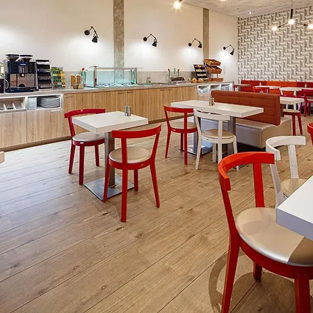 Ibis Styles Amsterdam City-2