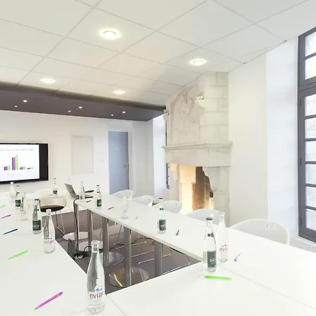 ibis Styles Vannes Gare Centre-3