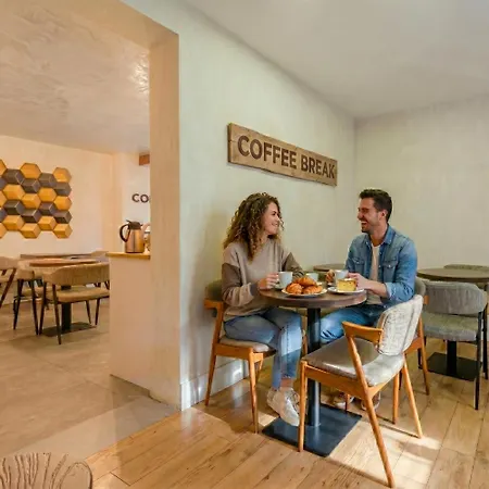 Lx51 Lisbon Center - Studios & Suites By Apt Iin-2