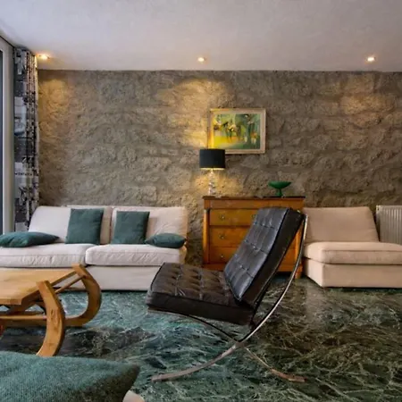 Chalet Glacier - Happy Rentals-2