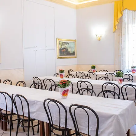 Hotel Giugiù-3
