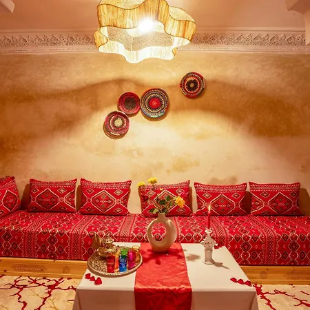 Riad Le Graff Pink-2