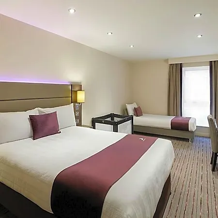 Premier Inn London Victoria-2