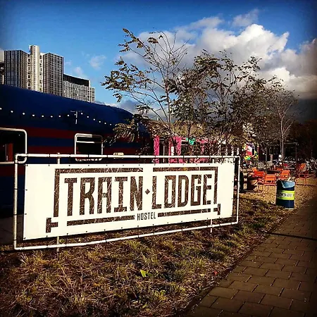 Train Lodge Amsterdam-2