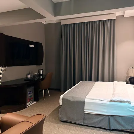 Kings Park Hotel-2