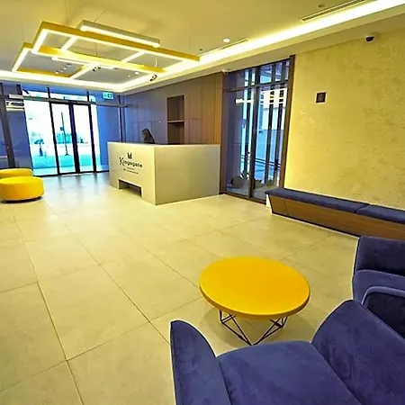 Kingsgate Hotel Al Jaddaf-3
