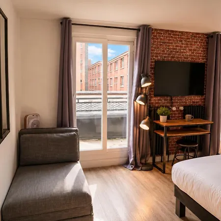 Hotel De Quebec-2
