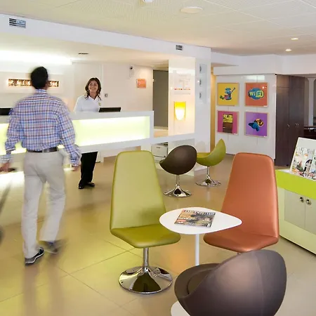 ibis Styles Bordeaux Aéroport-3