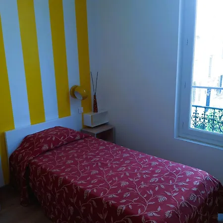 Little Palace-2