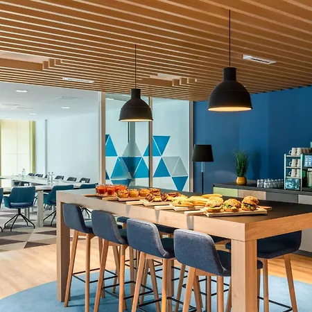 Holiday Inn Express Amsterdam - North Riverside By Ihg-3