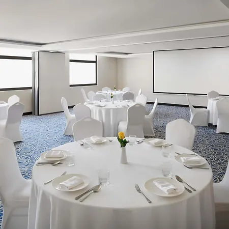 Moevenpick Hotel Apartments Al Mamzar Dubai-2