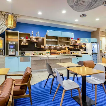 ibis Styles La Rochelle Centre-3