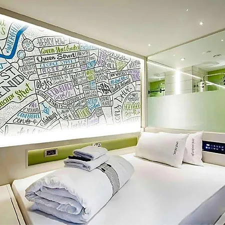 Hub By Premier Inn London West Brompton-3