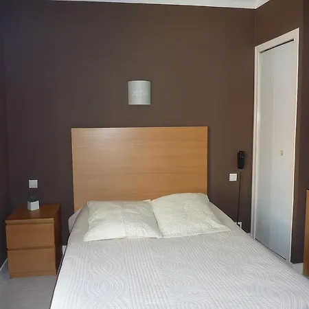 Hotel Les Voyageurs-3