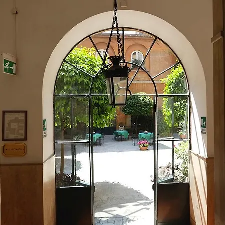 Casa Di Santa Francesca Romana A Ponte Rotto-3