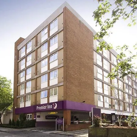 Premier Inn London Hampstead-3